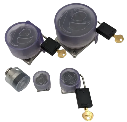 Aquasyn diaphragm valve with locking cap for LOTO-compliant lockout/tagout